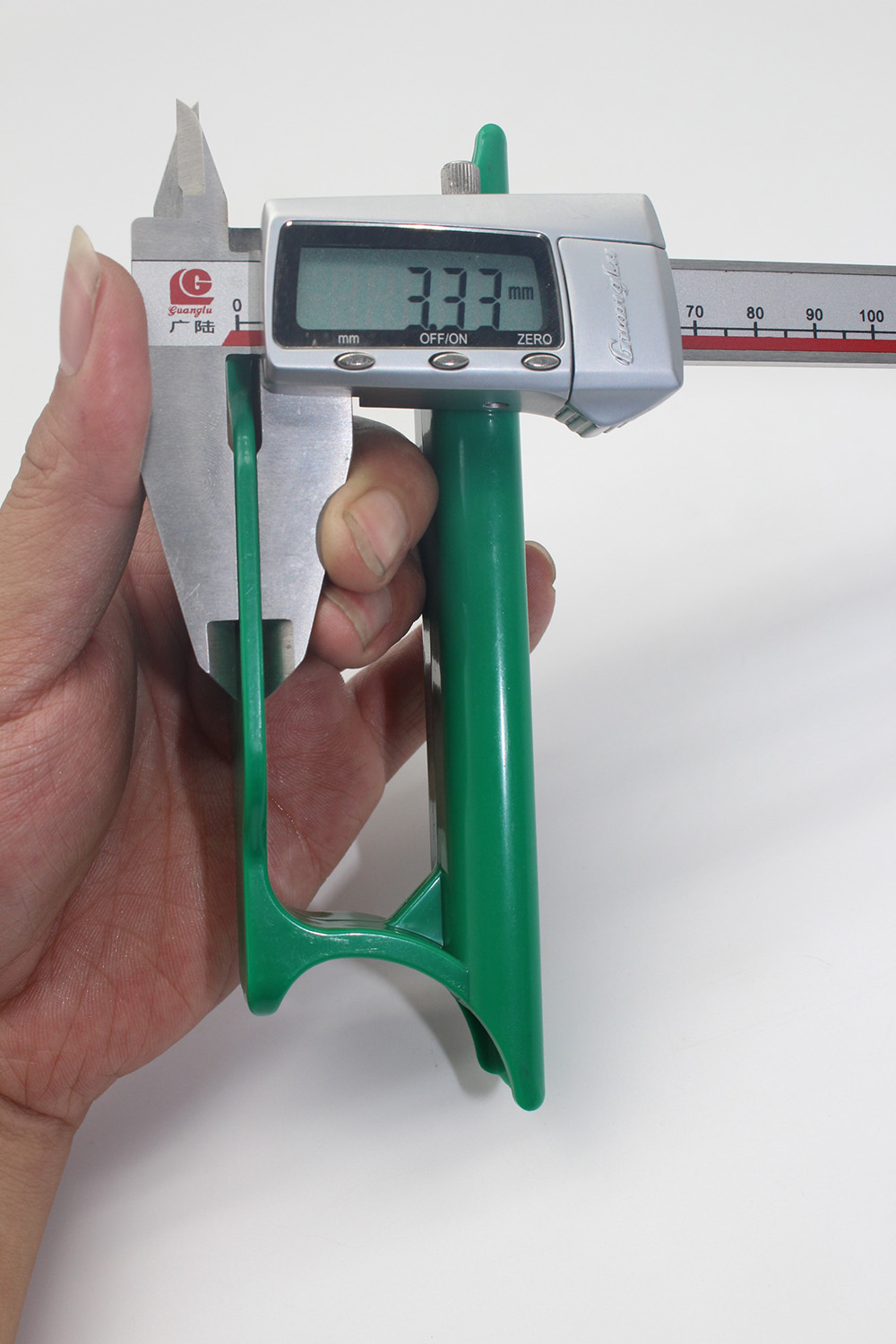 Shuanghao's Solutions for Caps with Two-Shot and Multi-Material Designs