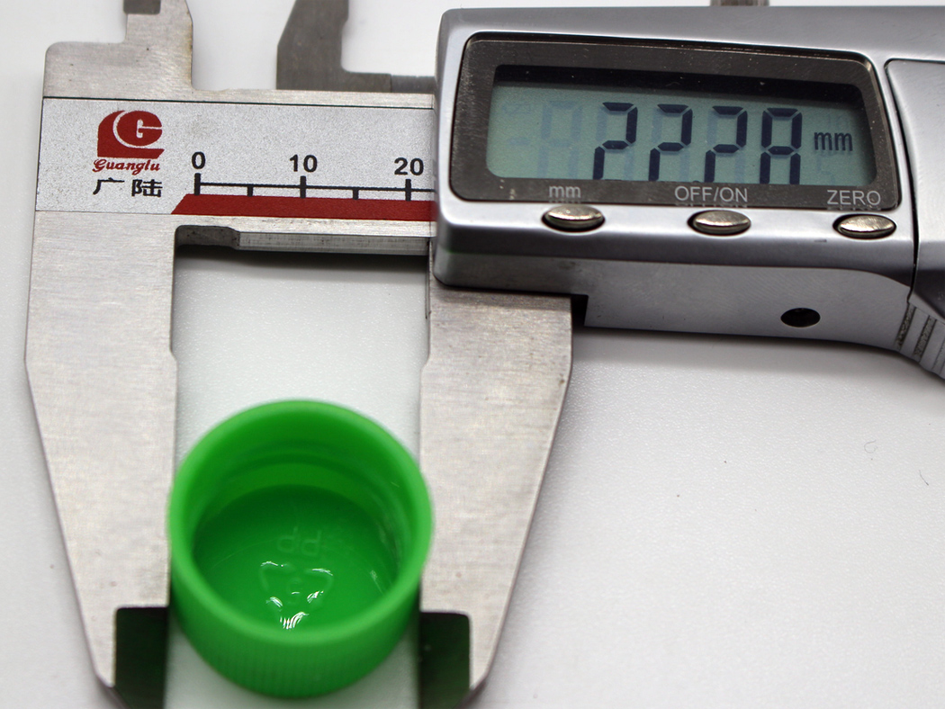 White 20/410 PP Phenolic Cap